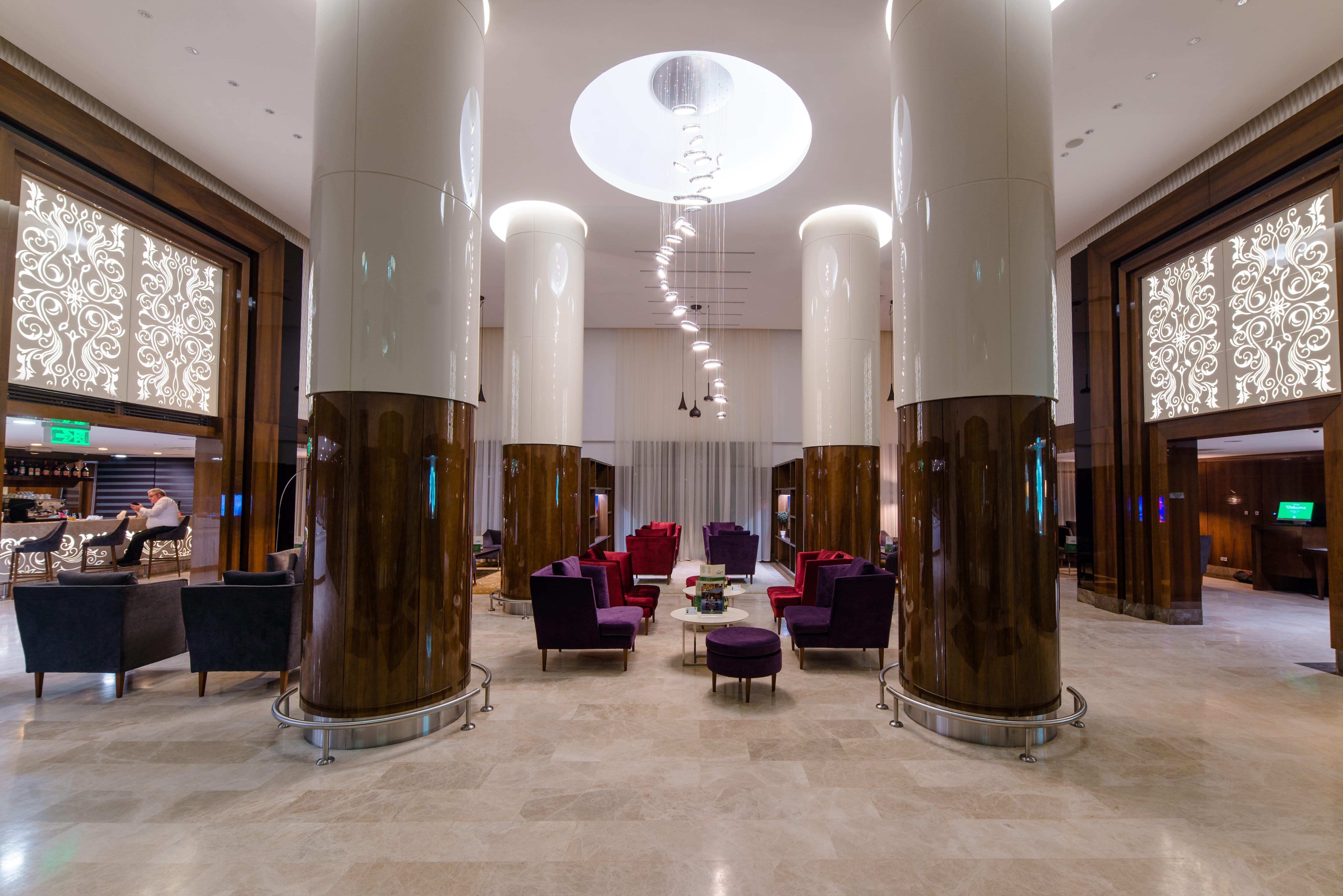 Holiday Inn Aktau By Ihg Ngoại thất bức ảnh