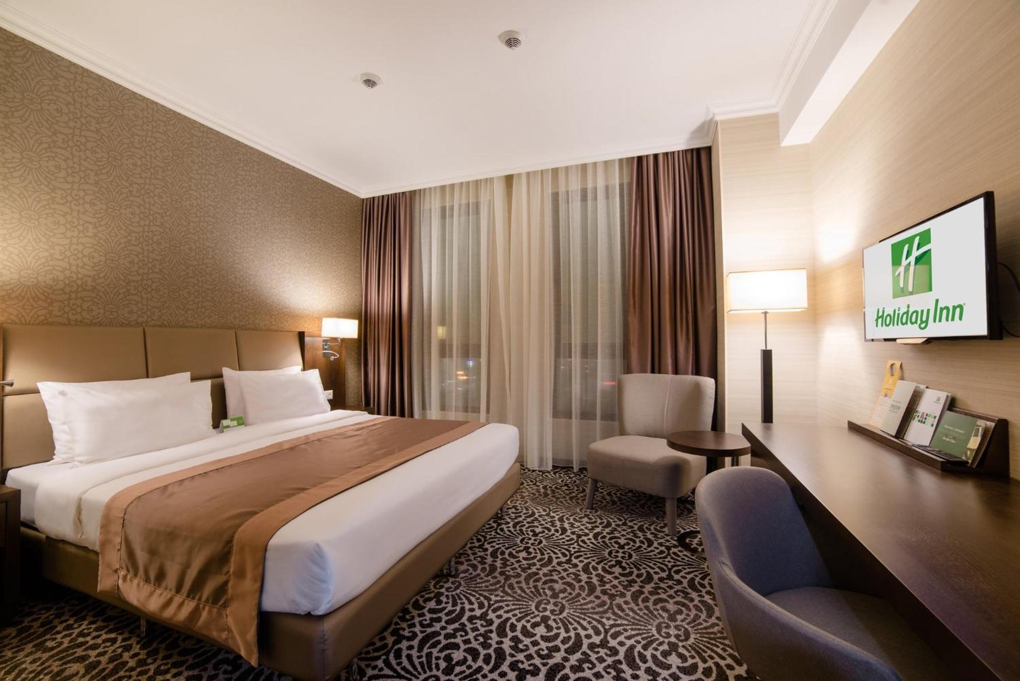 Holiday Inn Aktau By Ihg Ngoại thất bức ảnh